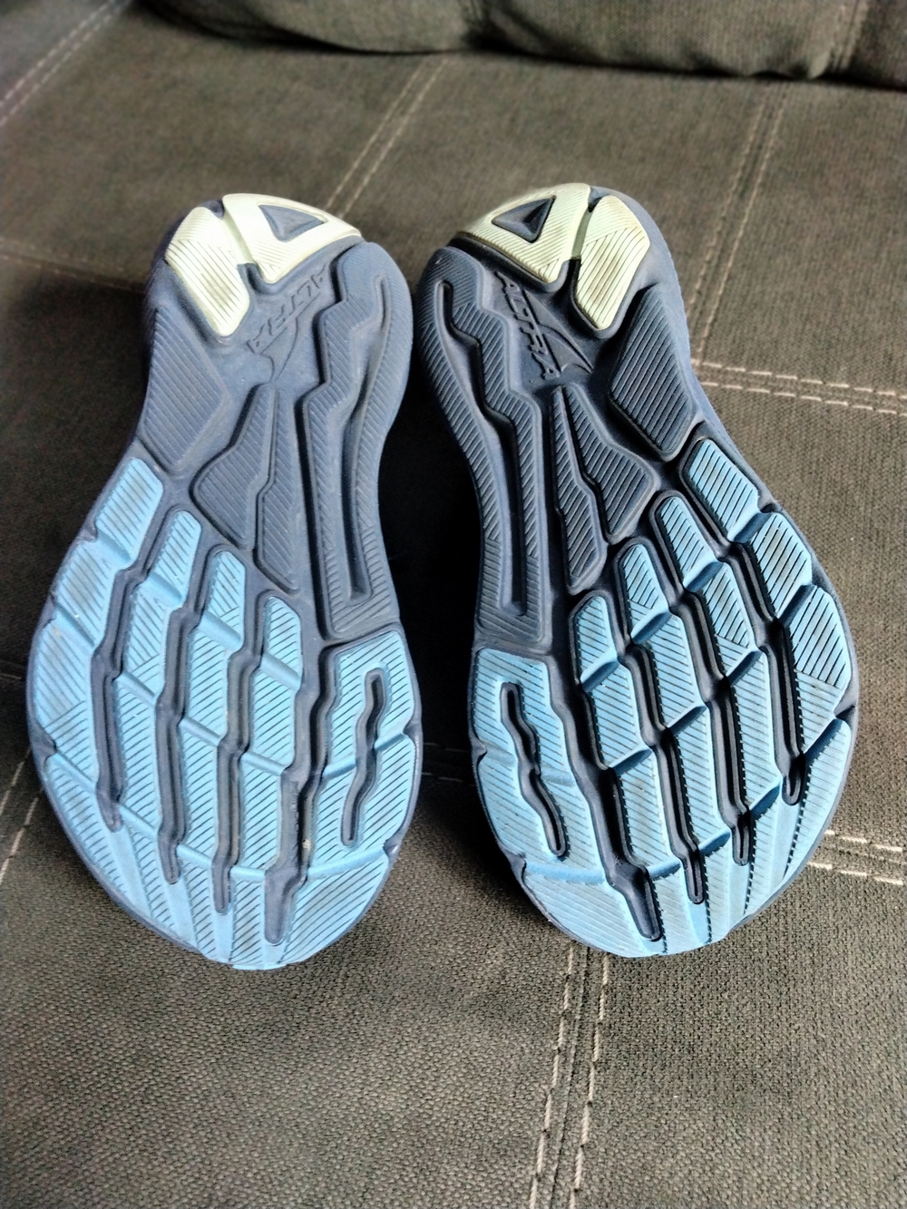 Altra Women's Torin 7 Sneaker Sz 7 Blue Road Running Walking Gym Lightweight - Picture 8 of 9